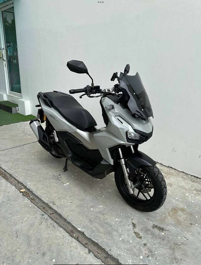 Honda ADV 160 2024