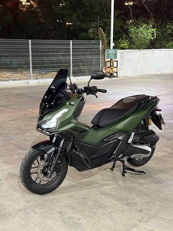 Honda ADV 160 2026