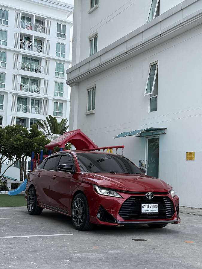 Toyota Yaris 2024