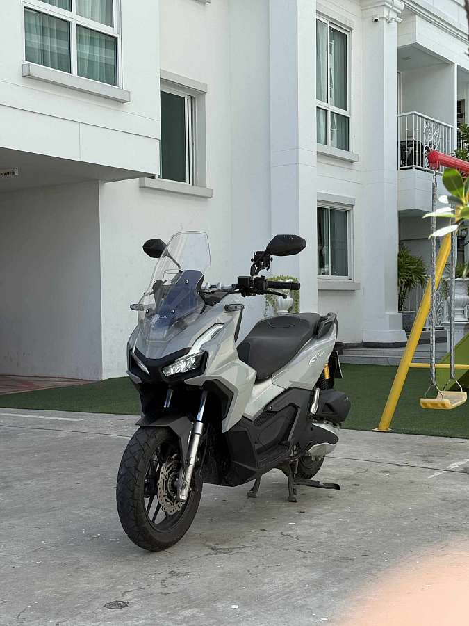 Honda ADV 160 2024
