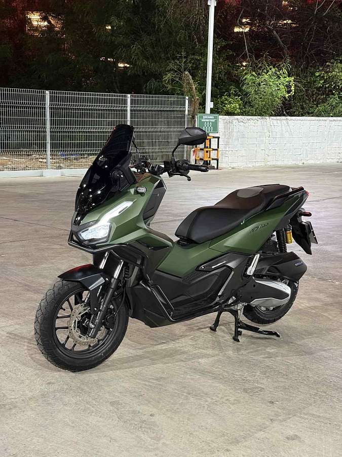 Honda ADV 160 2026